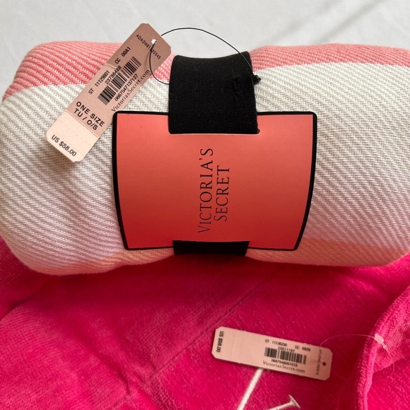 Victoria Secret Pink Terry Cloth Beach Gym Tote & Beach Blanket NWT - Picture 4 of 16